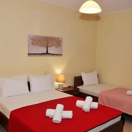 Apartment The Other Side Of Meteora With Lush Garden, Bbq & Pavillion Kalambaka