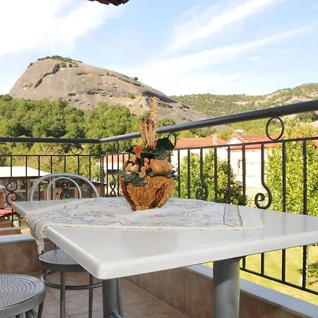 The Other Side Of Meteora With Lush Garden, Bbq & Pavillion Apartment *
