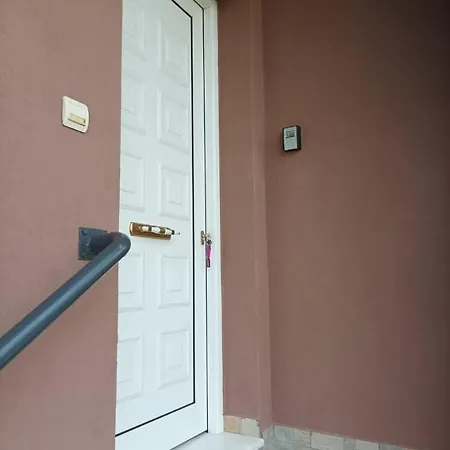 The Other Side Of Meteora With Lush Garden, Bbq & Pavillion Kalambaka